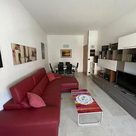 Splendido Appartamento In Zona Fiera A בולוניה מראה חיצוני תמונה